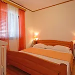 Apartment 10063c *